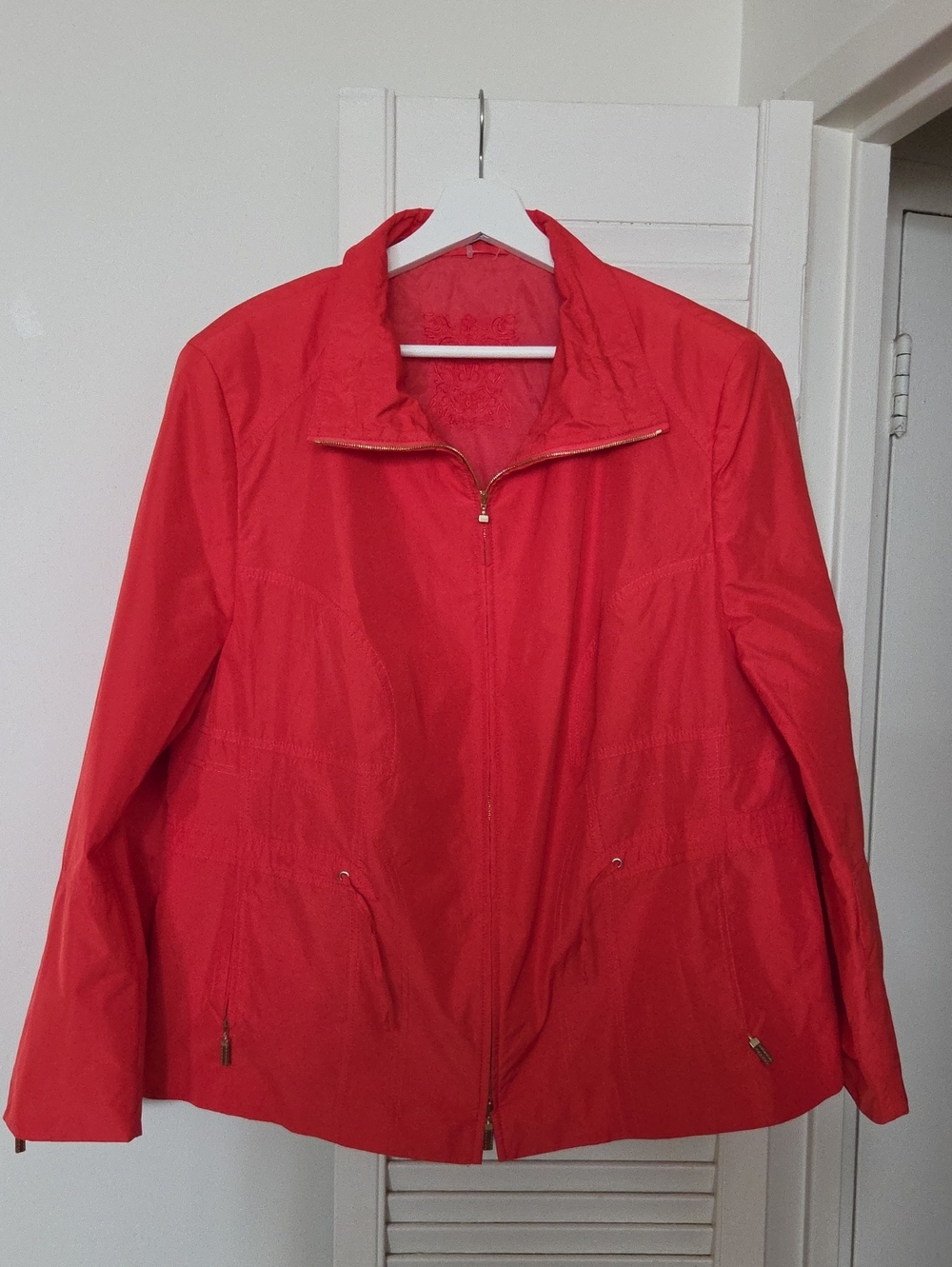 Basler Coral Red Lightweight Zip-Front Women's Jacket Size EUR 48 Fits US 16